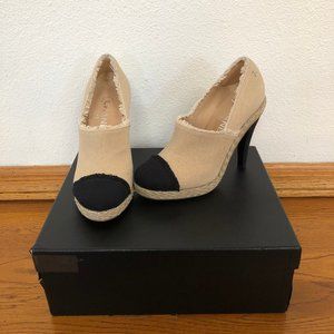 CHANEL Toile Cap Toe Espadrille Pumps